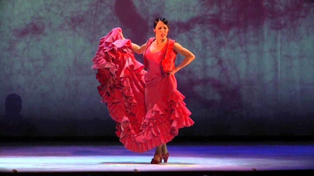 Descubre todo sobre la moda flamenca: tendencias, colores y accesorios imprescindibles